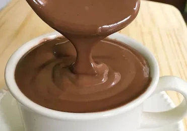 como fazer chocolate quente com creme de leite