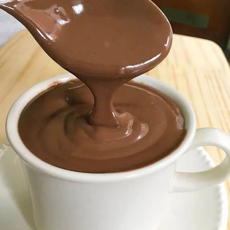 como-fazer-chocolate-quente-com-creme-de-leite