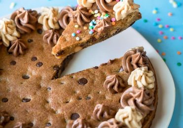 Torta de cookies com chocolate, a sua preferida a partir de hoje
